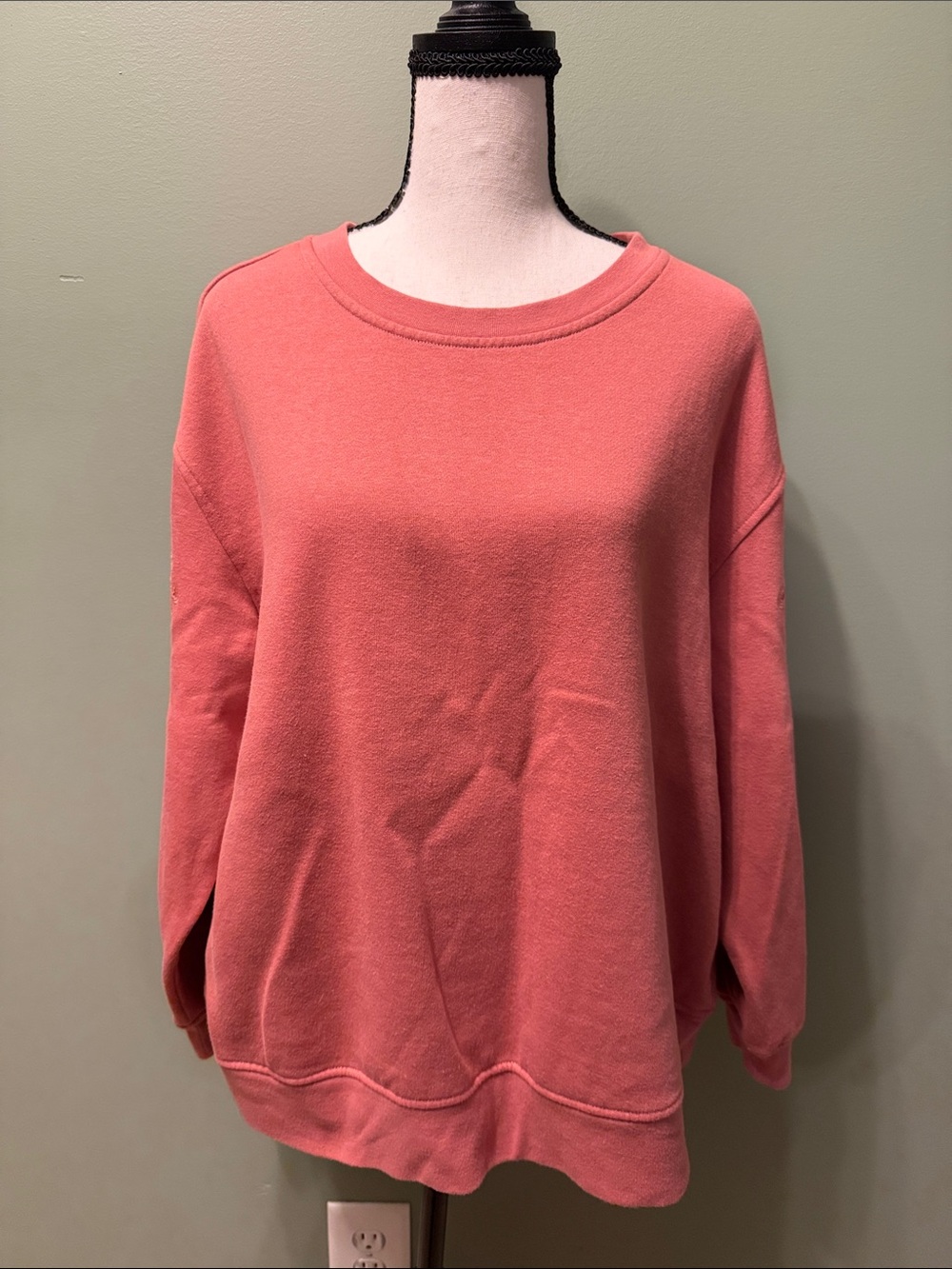 Daniel Rainn Coral Scoop Neck Pullover Sweater